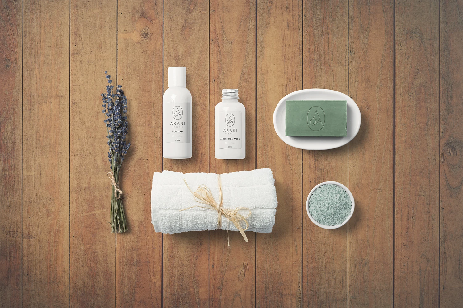 さまざまなオーガニック商品の宣材写真のメインビジュアル