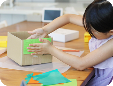 紙を使った工作